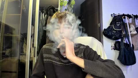 Snapshot of santy_kitty chatting on January 29, 1:48 am kitty online show from January 29, 1:48 am