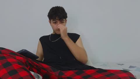 santybig18 online show from February 6, 7:13 am