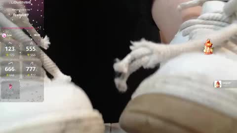 sanyaseraphine0 online show from April 16, 7:14 pm