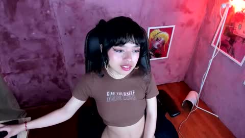 saphyralux online show from March 18, 8:26 pm