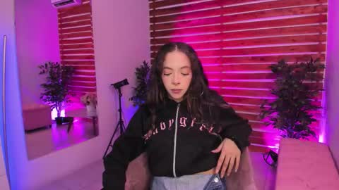 Valerin online show from November 27, 2:19 am