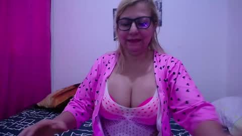 sara online show from February 4, 3:47 pm