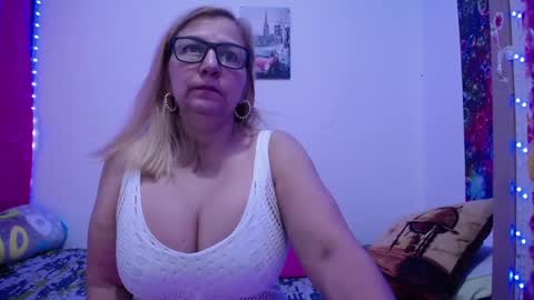 sara online show from March 10, 11:34 am