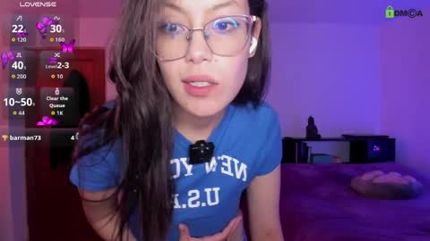 sara_aster online show from April 17, 4:20 pm