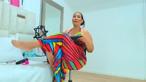 sara online show from June 7, 12:16 am