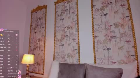 Sara online show from October 31, 10:26 am