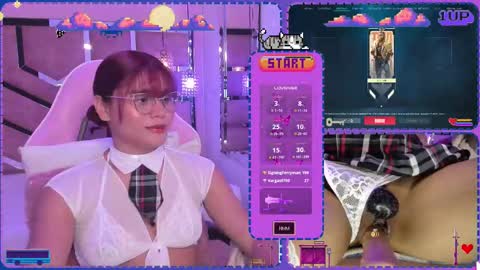 Snapshot of sara_hil chatting on March 12, 10:39 pm Sara online show from March 12, 10:39 pm