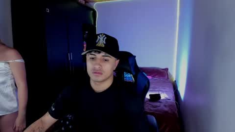 sara_jhon_ online show from April 17, 7:55 am