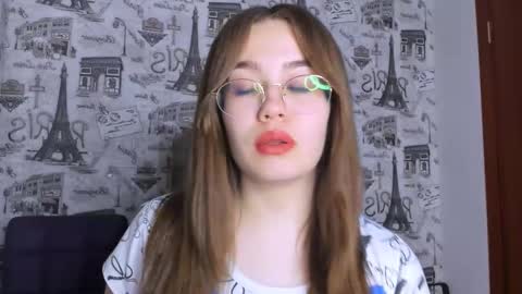 Snapshot of sara_kox chatting on February 4, 8:06 pm sara_kox online show from February 4, 8:06 pm
