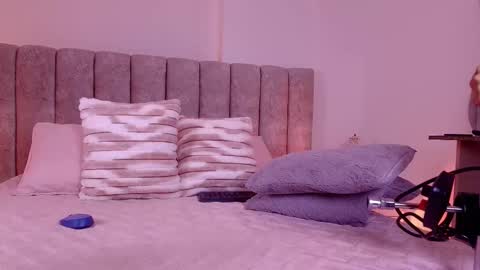 sara_lopee1 online show from November 11, 12:07 pm