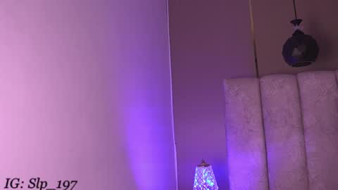 sara_lopee1 online show from May 26, 12:44 pm