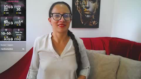 Sara   online show from June 5, 8:47 pm