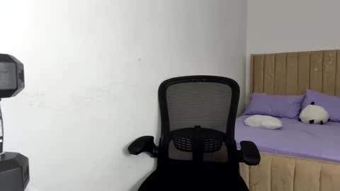 Sara online show from November 6, 4:59 am