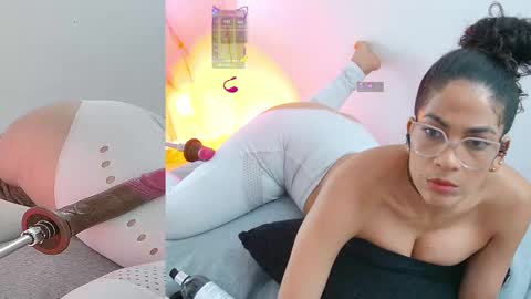 Snapshot of sara_velez_40 chatting on September 30, 7:57 pm sara velez online show from September 30, 7:57 pm
