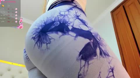 Snapshot of saraa_cute1 chatting on September 21, 5:00 am Saraa Gomez online show from September 21, 5:00 am