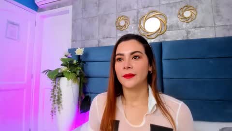 Sara Alvarezx online show from February 2, 4:31 am