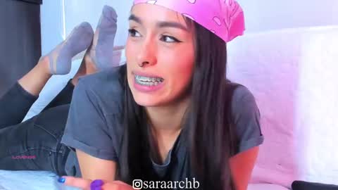 Snapshot of saraarchbould chatting on March 6, 8:48 pm Sara online show from March 6, 8:48 pm