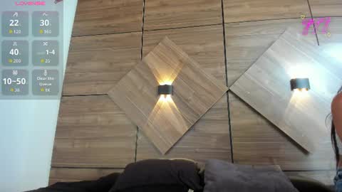 sarabellini online show from June 22, 12:01 pm