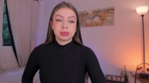 sara cavali online show from February 1, 12:02 pm