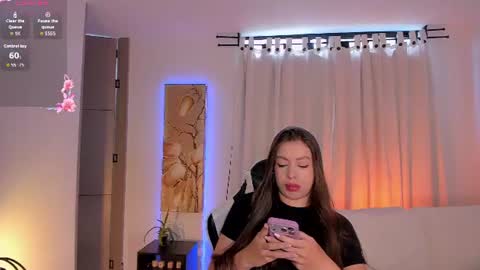 sara cavali online show from June 28, 7:32 pm