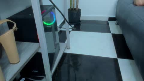 Sara C online show from January 29, 3:04 pm