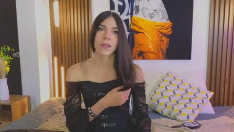 Sara online show from April 22, 7:54 pm