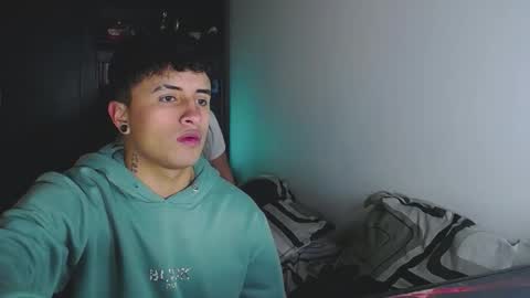 saradiazxxx online show from February 7, 7:33 am