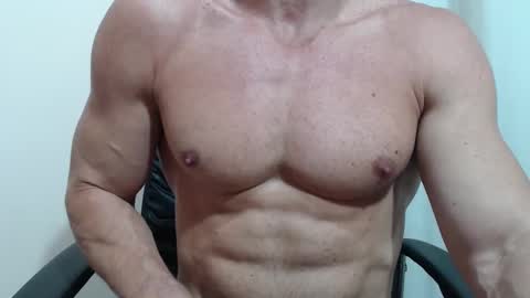 saradorj92 online show from January 16, 2:42 am