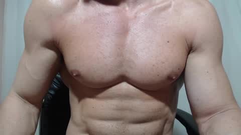 saradorj92 online show from April 11, 7:02 am