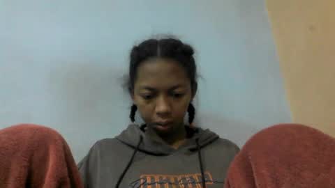 sarah146341 online show from June 16, 4:38 am