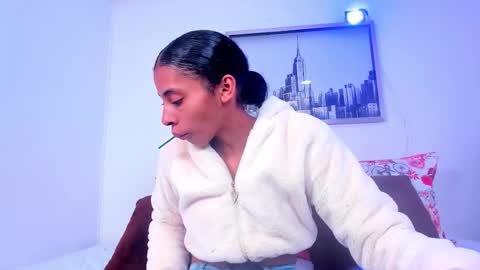 sarah_ashbourne online show from October 14, 12:08 pm