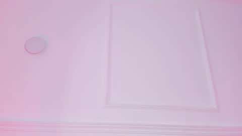 Sarah Bonneth online show from April 9, 12:00 pm