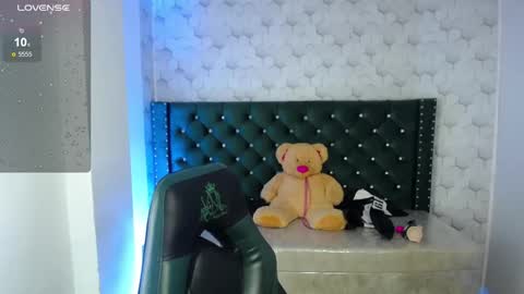 Sara online show from October 23, 2:57 am