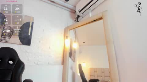 sarah_gothicgirl online show from November 1, 8:30 pm