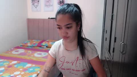 Sarah online show from January 26, 2:41 pm