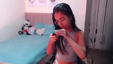 Sarah online show from December 20, 7:28 pm