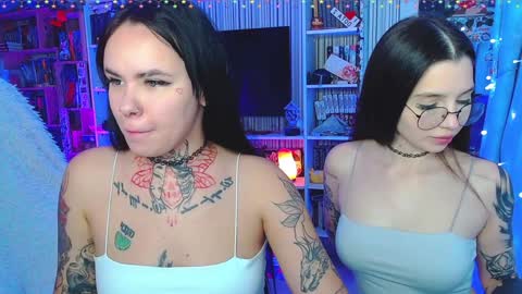 9 Hokage Sarah online show from December 15, 9:31 pm