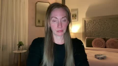 Sarah online show from June 15, 7:00 am