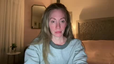 Sarah online show from June 14, 6:59 am