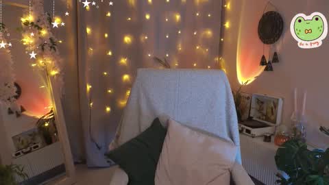 Snapshot of sarahson chatting on October 6, 5:47 am vacation 16-30 of november caucht me in insta online show from October 6, 5:47 am