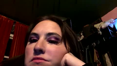 sarahsweetie17 online show from September 10, 2:12 am