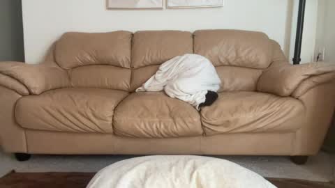 SarahxOliver online show from March 30, 4:51 pm