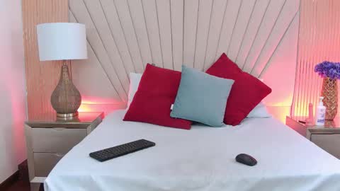 Sara Lugo  online show from March 5, 11:41 am