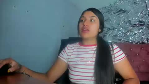 sarastonesx online show from February 16, 6:44 am