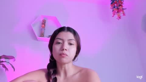 Saray  online show from December 4, 9:07 pm