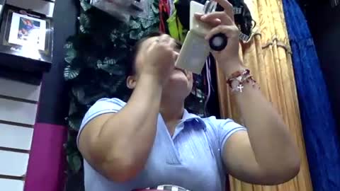 mery online show from April 4, 4:14 pm