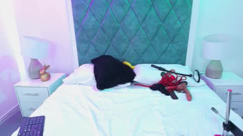 Sasha online show from November 6, 3:20 am