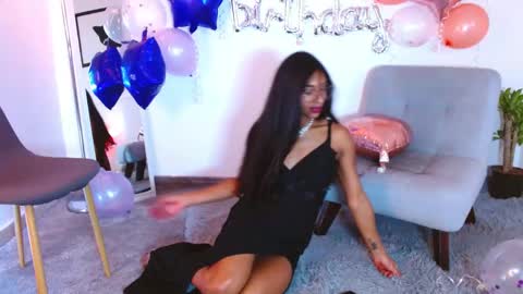 sasha_bowei online show from May 17, 1:59 am
