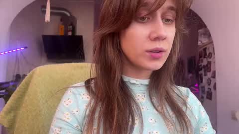 Alexandra Sasha in short online show from February 12, 9:42 am