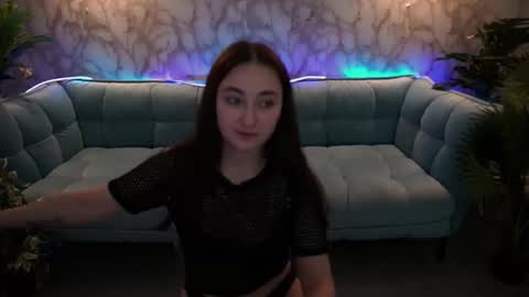 sashaduvalle online show from November 18, 8:12 pm